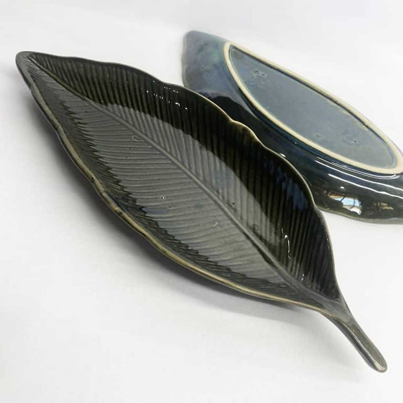 Big Green Leaf Platter (Set of 2)